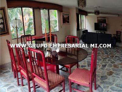 Apartamento de 4 alcobas en venta en Conquistadores, Medellín, 144 m² · foto 5 de 12