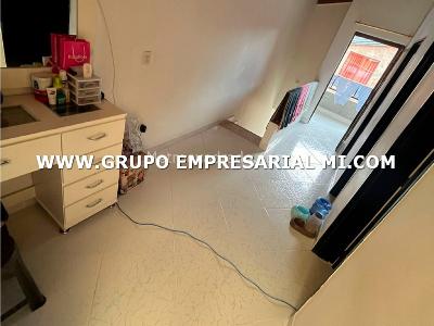 Casa de 4 alcobas en venta en Santa Maria, Itagüí, 96 m² · foto 4 de 7