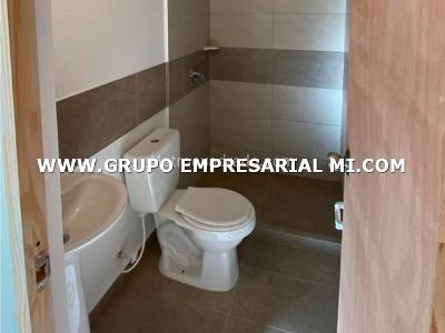 Apartamento de 3 alcobas en venta en Las Lomitas, Sabaneta, 60 m² · foto 11 de 12