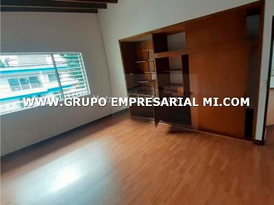 Apartamento en venta en Calasanz, Medellín · foto 2 de 15