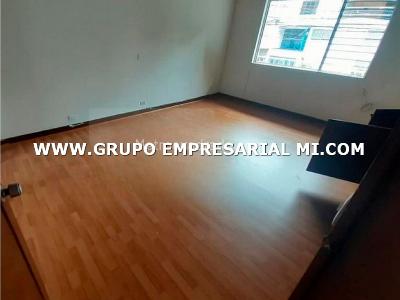 Apartamento en venta en Calasanz, Medellín · foto 5 de 15