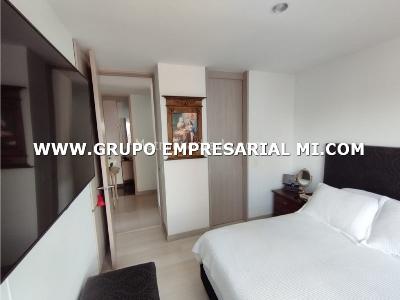Apartamento de 2 alcobas en venta en El Chingui, Envigado, 82 m² · foto 11 de 14