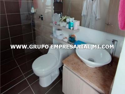 Apartamento de 2 alcobas en venta en El Chingui, Envigado, 82 m² · foto 13 de 14