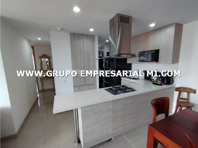 Apartamento de 2 alcobas en venta en El Chingui, Envigado, 82 m² · foto 3 de 14