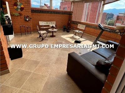 Apartamento de 4 alcobas en venta en Laureles, Medellín, 320 m² · foto 5 de 11