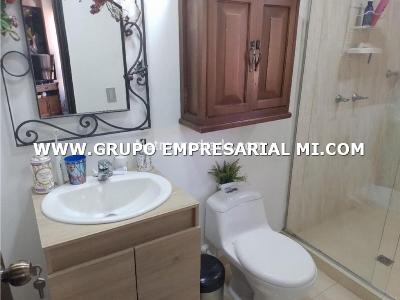 Apartamento de 4 alcobas en venta en Laureles, Medellín, 320 m² · foto 11 de 11