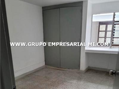 Apartamento de 3 alcobas en venta en El Velodromo, Medellín, 173 m² · foto 6 de 11