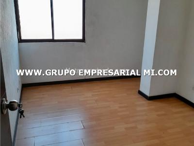 Apartamento de 3 alcobas en venta en Andalucia, Bello, 85 m² · foto 4 de 11
