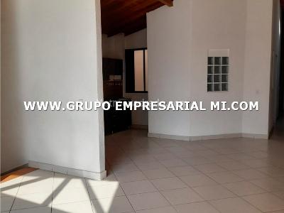 Apartamento de 3 alcobas en venta en Andalucia, Bello, 85 m² · foto 6 de 11