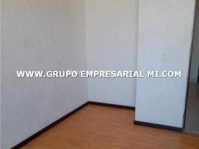 Apartamento de 3 alcobas en venta en Andalucia, Bello, 85 m² · foto 8 de 11