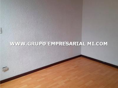 Apartamento de 3 alcobas en venta en Andalucia, Bello, 85 m² · foto 9 de 11