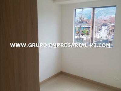 Apartamento en venta en Fatima, Itagüí · foto 6 de 10