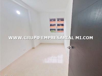 Apartamento de 3 alcobas en venta en Santa Ana, Bello, 60 m² · foto 5 de 8