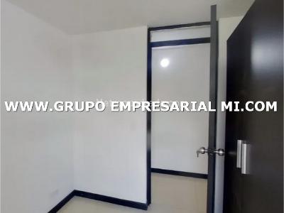 Apartamento de 3 alcobas en venta en Santa Ana, Bello, 50 m² · foto 9 de 16