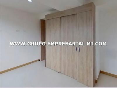 Apartamento de 3 alcobas en venta en La Doctora, Sabaneta, 110 m² · foto 4 de 12