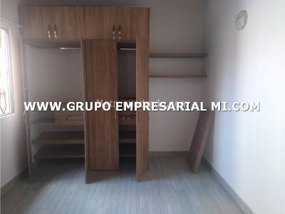 Apartamento en venta en Loma Del Barro, Envigado · foto 2 de 9