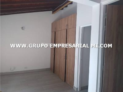 Apartamento en venta en Loma Del Barro, Envigado · foto 3 de 9