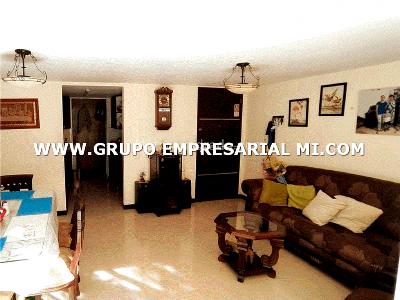 Apartamento de 3 alcobas en venta en Robledo, Medellín, 339 m² · foto 4 de 19