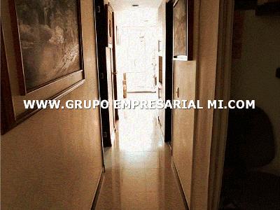 Apartamento de 3 alcobas en venta en Robledo, Medellín, 339 m² · foto 8 de 19