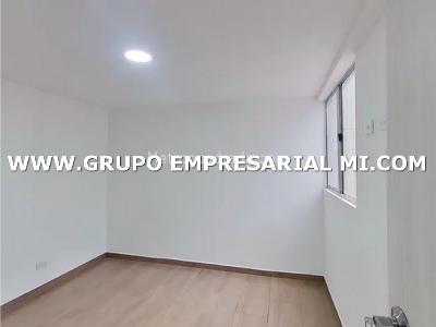 Apartamento de 3 alcobas en venta en La Doctora, Sabaneta, 59 m² · foto 13 de 16