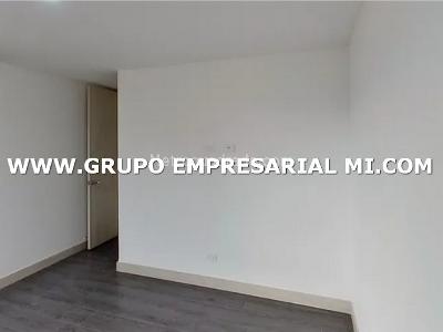 Apartamento de 3 alcobas en venta en Las Lomitas, Sabaneta, 91 m² · foto 13 de 18