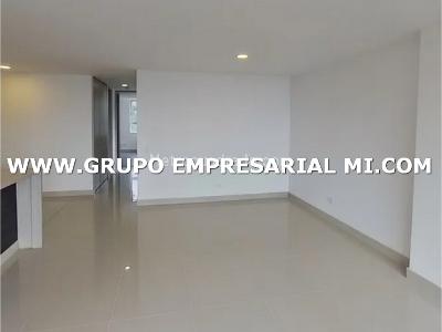 Apartamento de 3 alcobas en venta en Las Lomitas, Sabaneta, 91 m² · foto 5 de 18