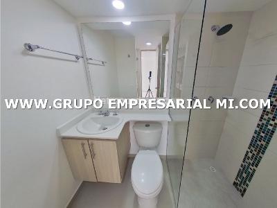 Apartamento de 3 alcobas en venta en Cabañas, Bello, 64 m² · foto 10 de 13