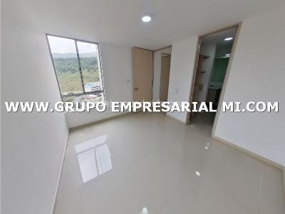 Apartamento de 3 alcobas en venta en Cabañas, Bello, 64 m² · foto 9 de 13