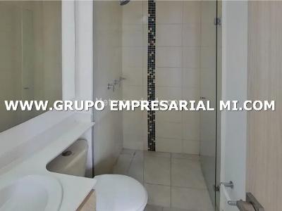 Apartamento de 3 alcobas en venta en Cabañas, Bello, 74 m² · foto 9 de 14