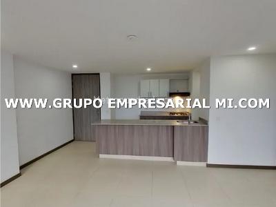 Apartamento de 3 alcobas en venta en San Cayetano, Rionegro, 77 m² · foto 1 de 15