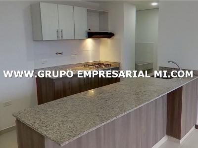 Apartamento de 3 alcobas en venta en San Cayetano, Rionegro, 77 m² · foto 3 de 15