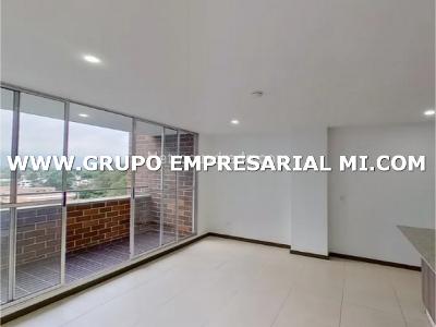 Apartamento de 3 alcobas en venta en San Cayetano, Rionegro, 77 m² · foto 4 de 15