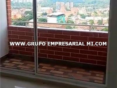 Apartamento en venta en Los Alcazares, Medellín · foto 7 de 10