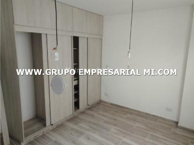 Apartamento en venta en Laureles, Medellín · foto 9 de 11