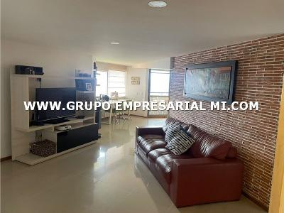 Apartamento de 4 alcobas en venta en Las Lomitas, Sabaneta, 160 m² · foto 2 de 20