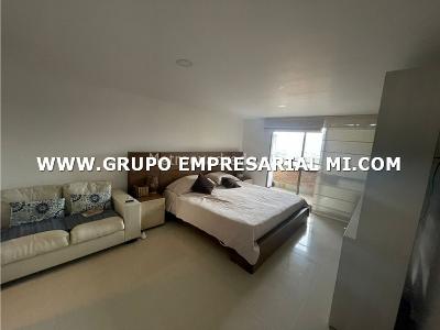 Apartamento de 4 alcobas en venta en Las Lomitas, Sabaneta, 160 m² · foto 11 de 20