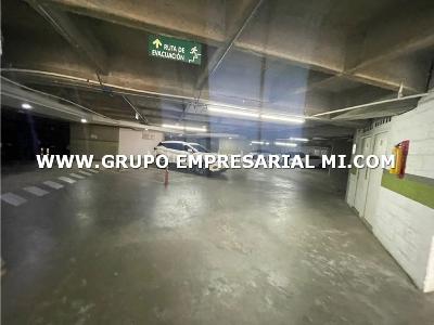 Apartamento de 4 alcobas en venta en Las Lomitas, Sabaneta, 160 m² · foto 19 de 20