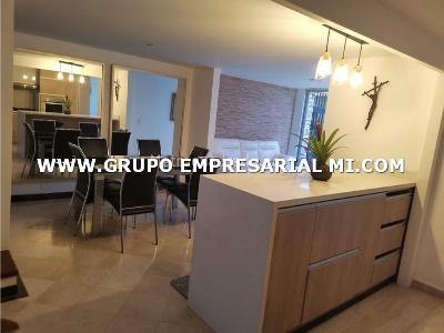 Casa en venta en Belen, Medellín · foto 2 de 16
