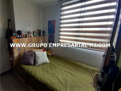 Apartamento en venta en Viviendas Del Sur, Itagüí · foto 15 de 18