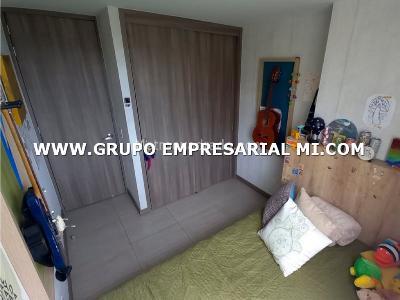 Apartamento en venta en Viviendas Del Sur, Itagüí · foto 16 de 18