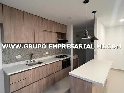 Apartamento de 2 alcobas en venta en Itagui, Itagüí, 73 m² · foto 7 de 20