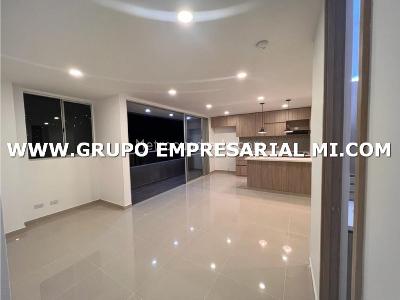 Apartamento de 2 alcobas en venta en Itagui, Itagüí, 73 m² · foto 8 de 20