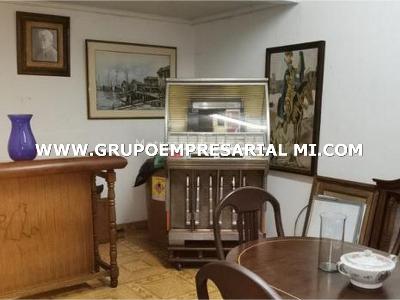 Casa de 5 alcobas en venta en Prado Centro, Medellín, 350 m² · foto 7 de 20