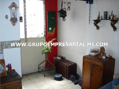 Casa de 5 alcobas en venta en Prado Centro, Medellín, 350 m² · foto 8 de 20