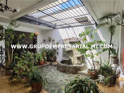 Casa de 5 alcobas en venta en Prado Centro, Medellín, 350 m² · foto 17 de 20