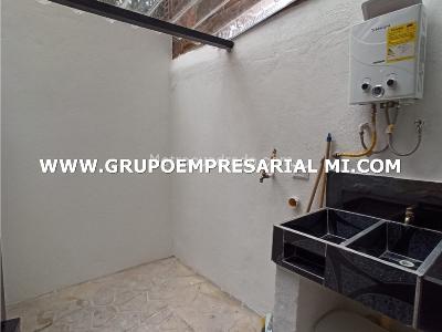 Casa de 5 alcobas en venta en Aranjuez, Medellín, 91 m² · foto 13 de 14