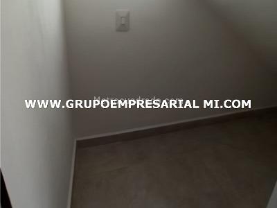 Casa de 5 alcobas en venta en Aranjuez, Medellín, 91 m² · foto 9 de 14