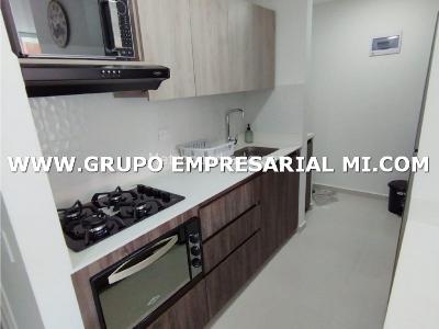 Apartamento de 3 alcobas en arriendo en El Poblado, Medellín, 80 m² · foto 2 de 20