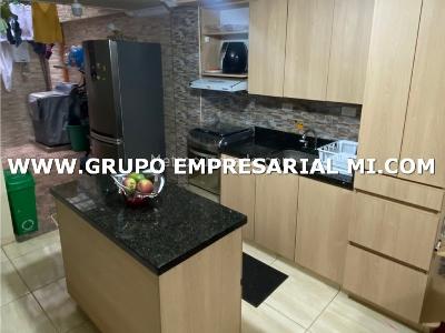 Casa en venta en Santa Maria, Itagüí · foto 3 de 16