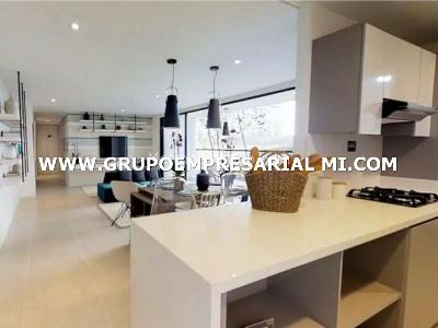 Apartamento en venta en El Poblado, Medellín · foto 2 de 16